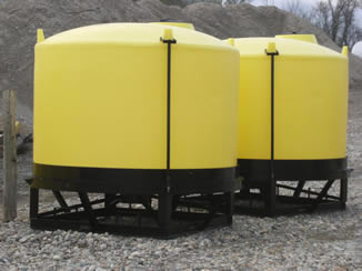 F&S 1600 gal cone bottom tanks